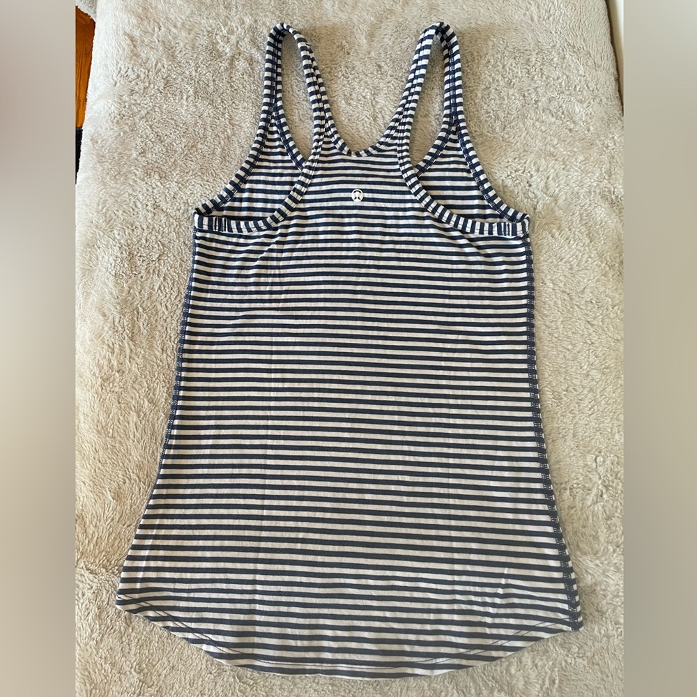 2 Lululemon Studio Racerbacks - Picture 13 of 16